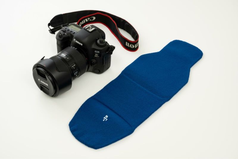 NikonD5000デジタル一眼レフWレンズPORTERストラップ付カメケース付 Nikon×PORTERコラボが大人気！高級レザーストラップ限定発売